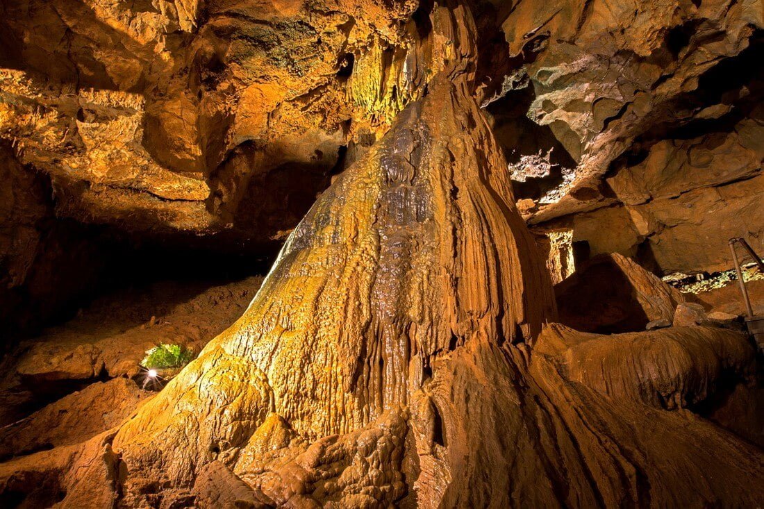 Underground Cavern at Natural Bridge 