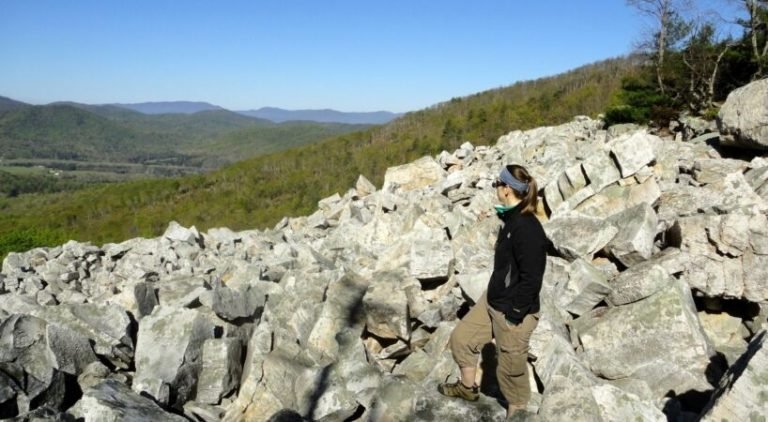 Your Complete Guide to Hiking the Devil’s Marbleyard